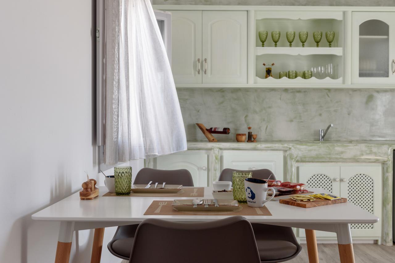 Ikies Santo Filoxenia Apartments คาร์เทราดอส ภายนอก รูปภาพ