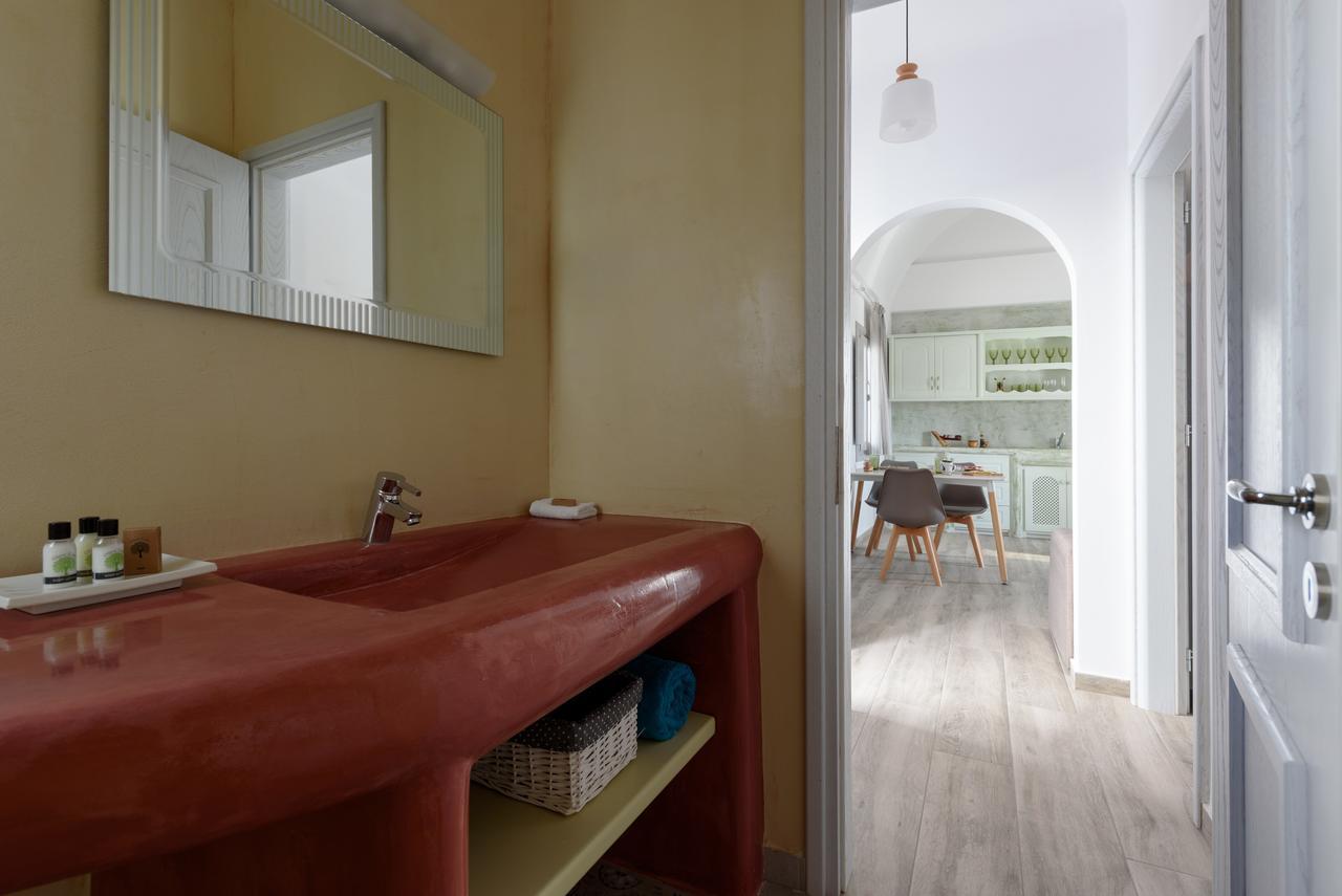 Ikies Santo Filoxenia Apartments คาร์เทราดอส ภายนอก รูปภาพ
