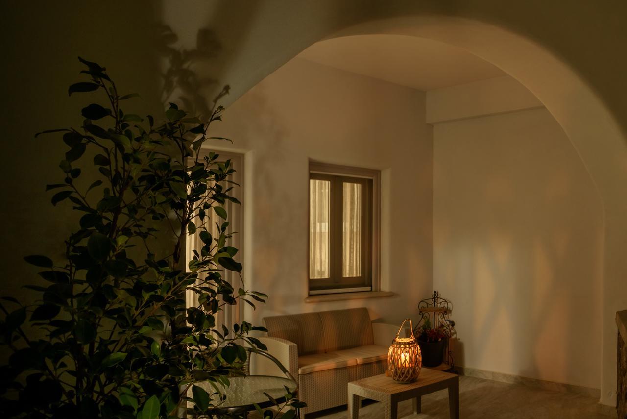Ikies Santo Filoxenia Apartments คาร์เทราดอส ภายนอก รูปภาพ