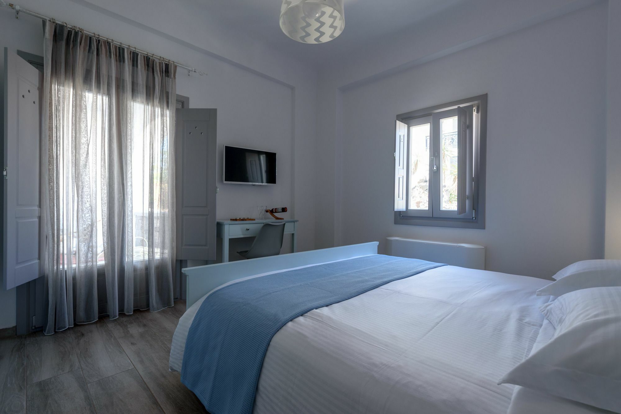 Ikies Santo Filoxenia Apartments คาร์เทราดอส ภายนอก รูปภาพ