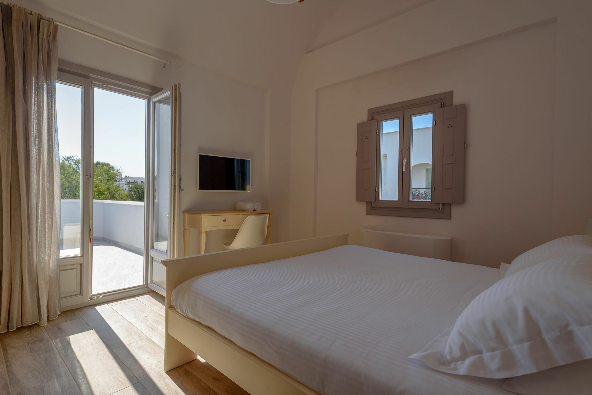 Ikies Santo Filoxenia Apartments คาร์เทราดอส ภายนอก รูปภาพ