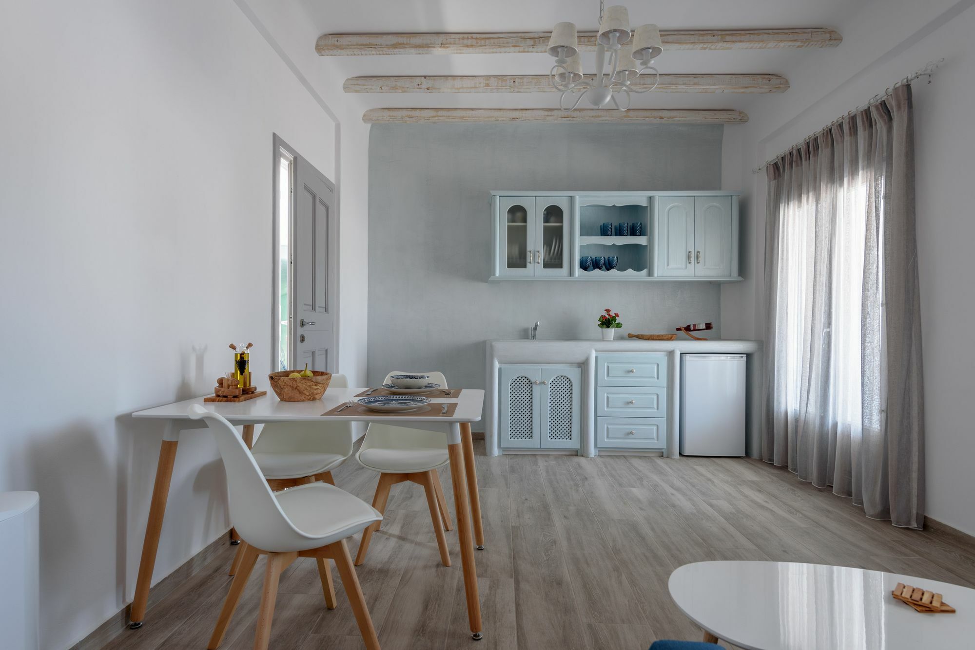 Ikies Santo Filoxenia Apartments คาร์เทราดอส ภายนอก รูปภาพ