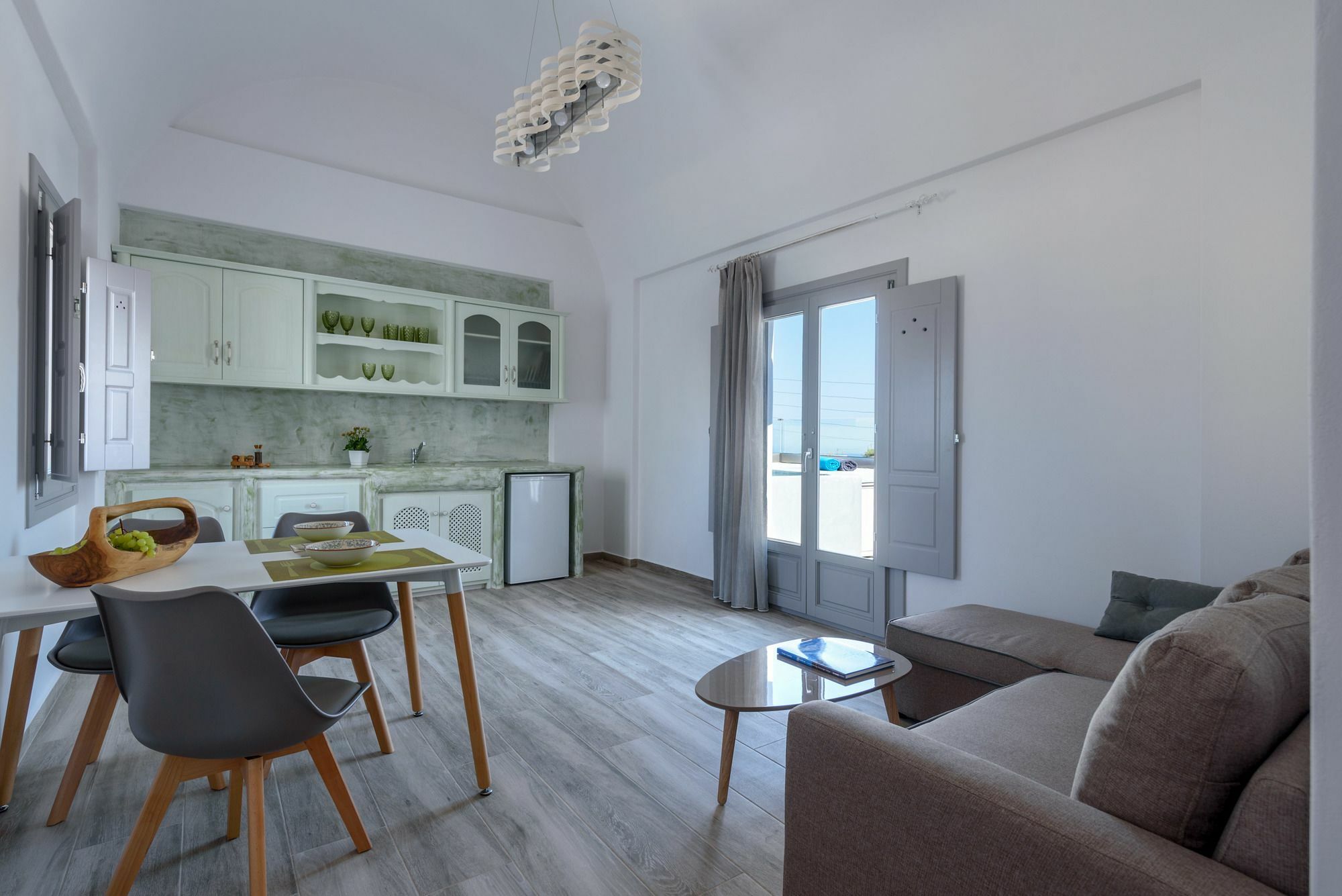 Ikies Santo Filoxenia Apartments คาร์เทราดอส ภายนอก รูปภาพ