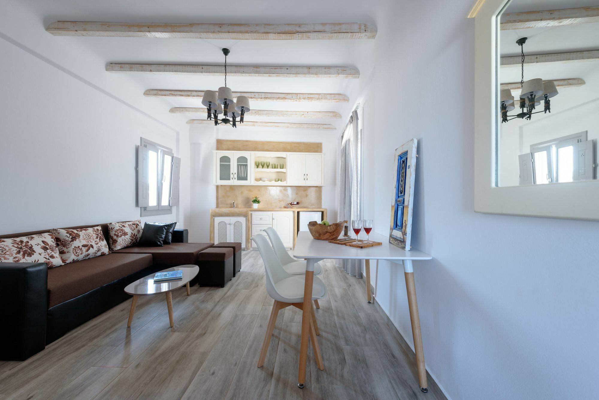 Ikies Santo Filoxenia Apartments คาร์เทราดอส ภายนอก รูปภาพ